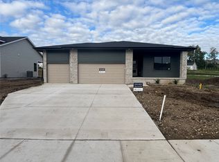 715 E Bridge Rd, Polk City, IA 50226