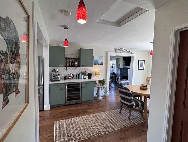 427 Forward St — Photo 14