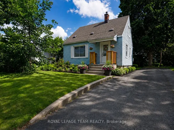 283 Anna Ave, Ottawa, ON K1Z 7V5