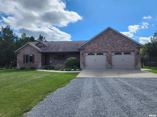 215 Ozark Rd, Simpson, IL 62985