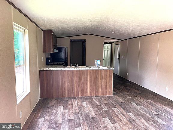 3rd image of 5656 Circle Park Drive Park #5692