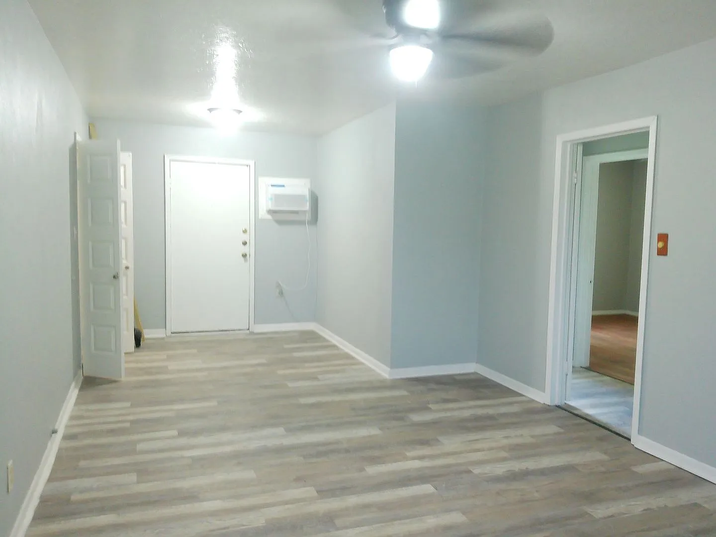 1722 Tarlton - 2/Bed 1/Bath - $1150/month — Photo 3