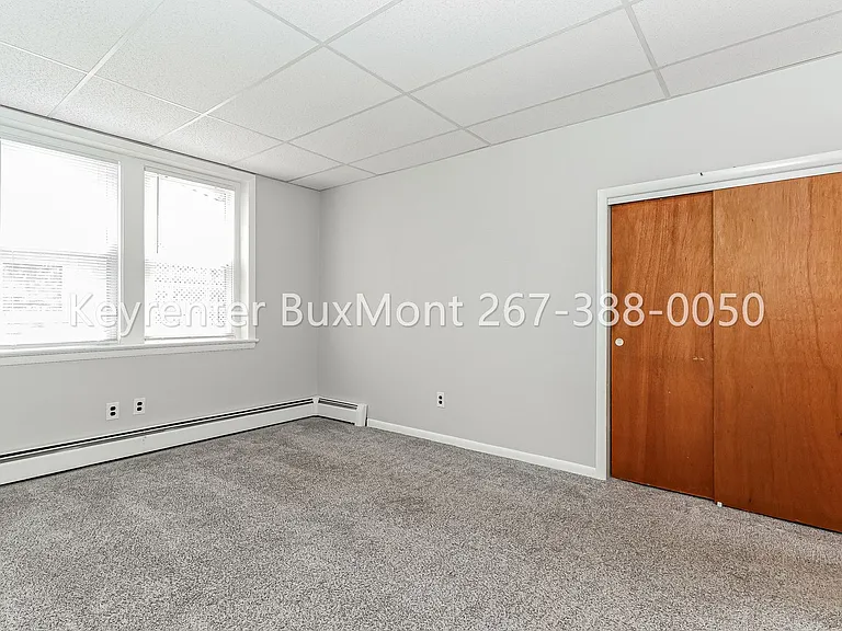 198 N Washington - Brick — Photo 12