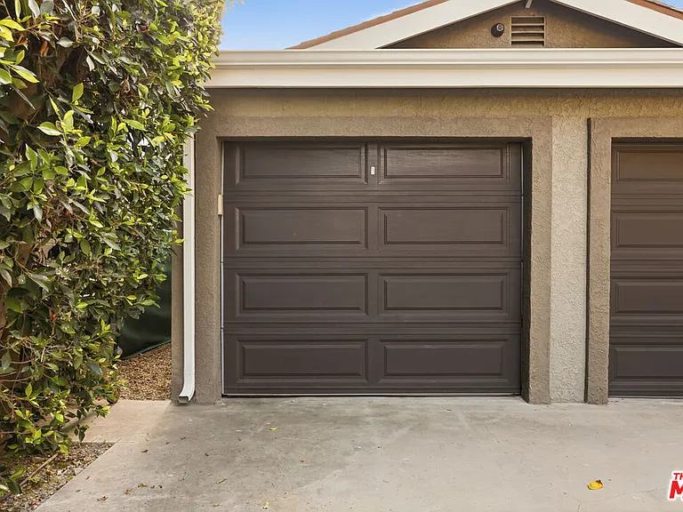 2741 S Palm Grove Ave — Photo 30