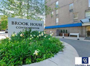 99 Pond Ave APT 509, Brookline, MA 02445