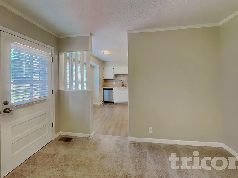 1706 Deerrun Rd — Photo 12