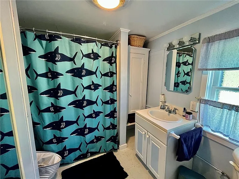 27 S Shore Rd — Photo 10