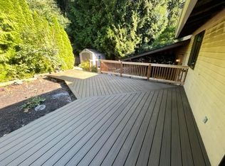 18230 92nd Ave NE, Bothell, WA 98011