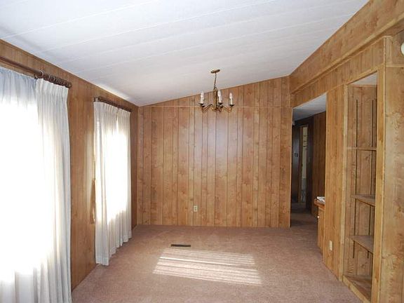 Dining Room w/Vaulted Ceilings