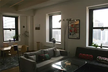Rented by R New York
