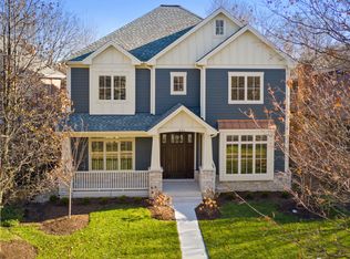 801 S Prospect Ave, Park Ridge, IL 60068