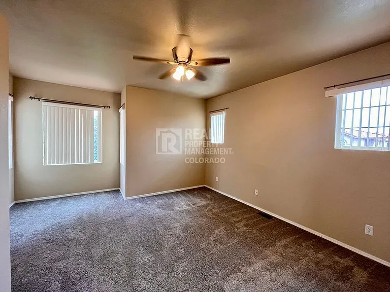 4794 Sand Mountain Point — Photo 11