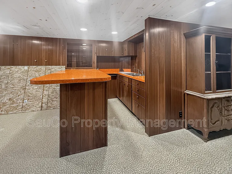 135 Lee St — Photo 20