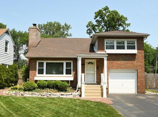 2311 Hutchison Rd, Flossmoor, IL 60422