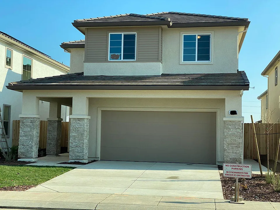 2712 Hawaiian Petrel Ave