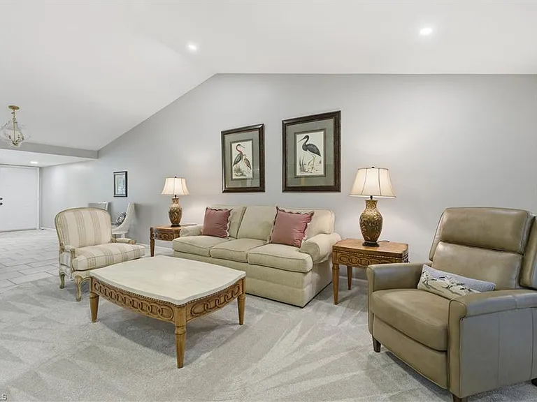 5899 Chanteclair Dr #222 — Photo 5