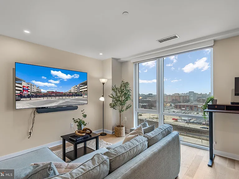37 L St SE #803 — Photo 11