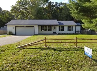 18749 144th Ave, Spring Lake, MI 49456