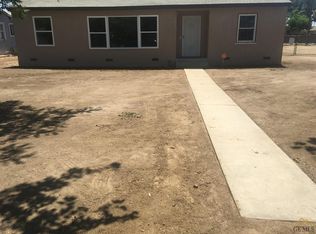 1902 Inyo St, Delano, CA 93215