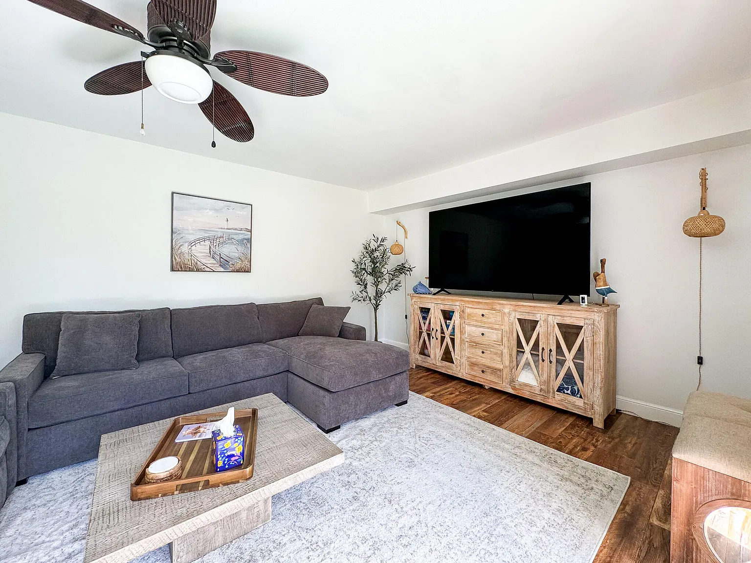2 bed, 2.5 bath, 1236 sqft, $2,500 — Photo 3
