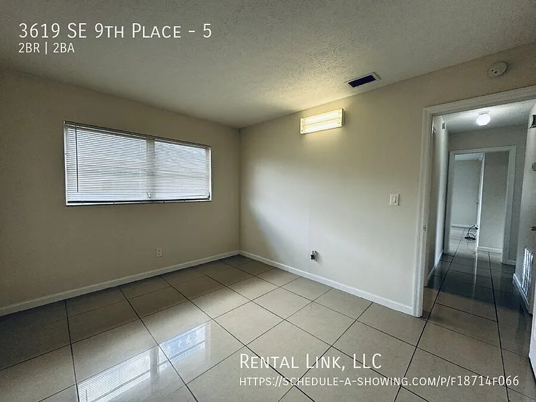 3619 SE 9th Pl #5 — Photo 16