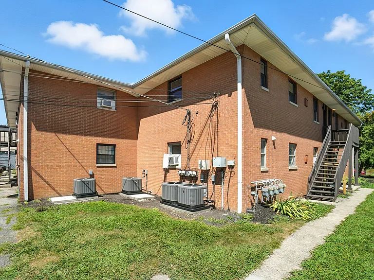1545 King Ave #B — Photo 22