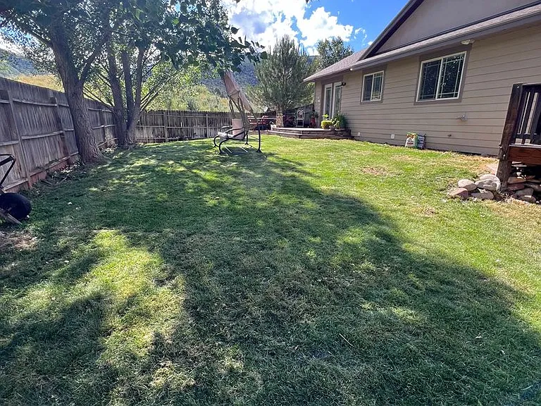 3951 Sky Ranch Dr — Photo 12