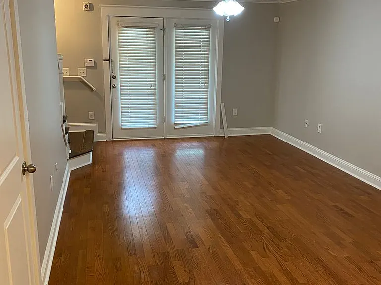 1035 Barnett Shoals Rd #732 — Photo 2