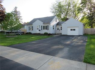 426 Windsor Rd, Rochester, NY 14612