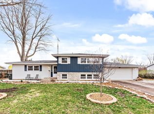 3809 E Lakeview Dr, Kankakee, IL
