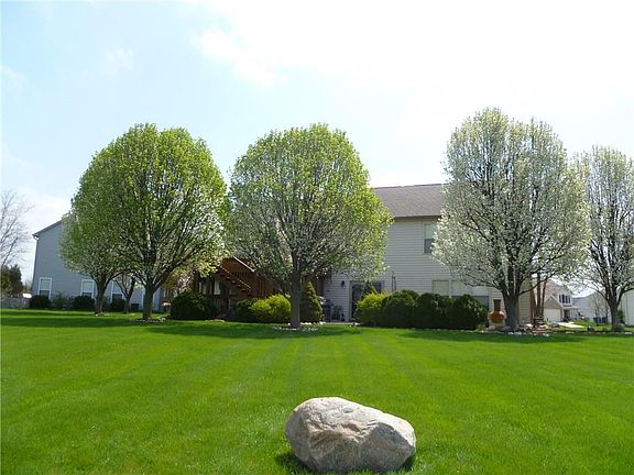 2nd image of 3149 Shadow Lake Dr