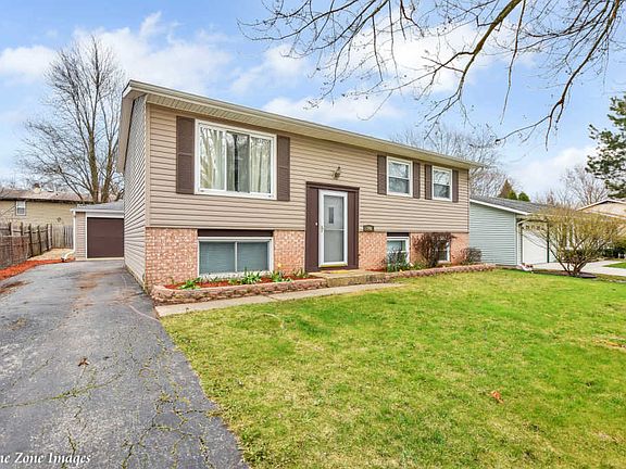 2nd image of 140 Creekside Dr
