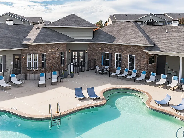 The Pointe at Heritage — Photo 43