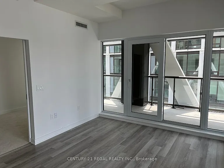 238 Simcoe St #1409 — Photo 11