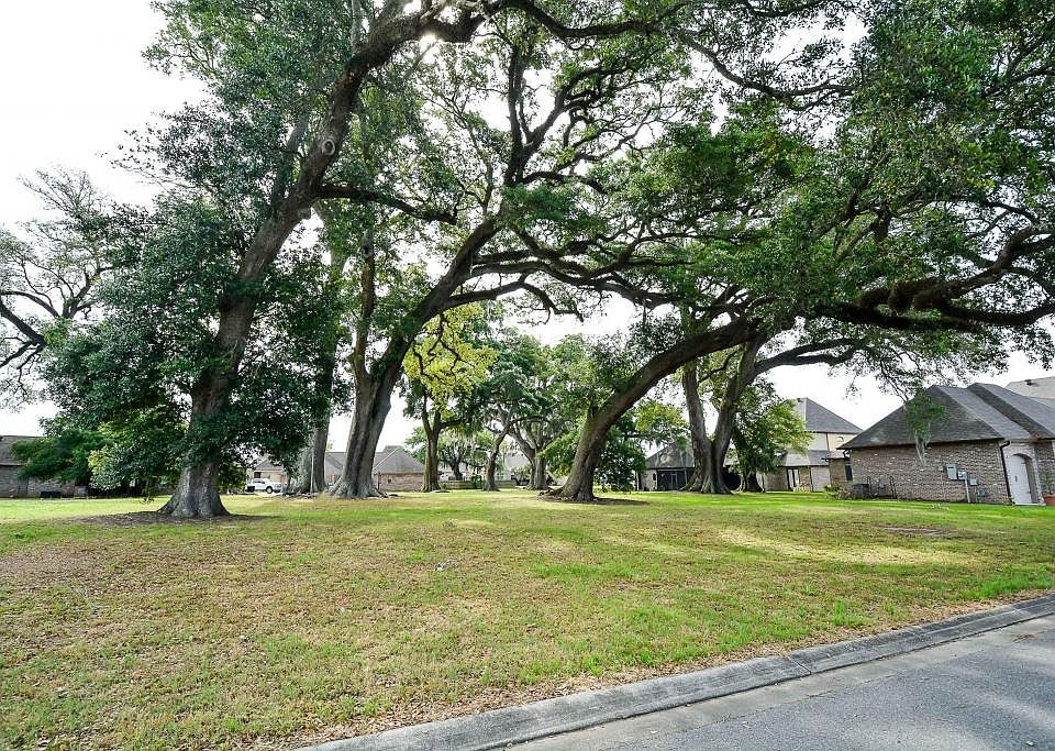 300 Quiet Oaks Dr Youngsville, LA, 70592 Apartments for Rent Zillow