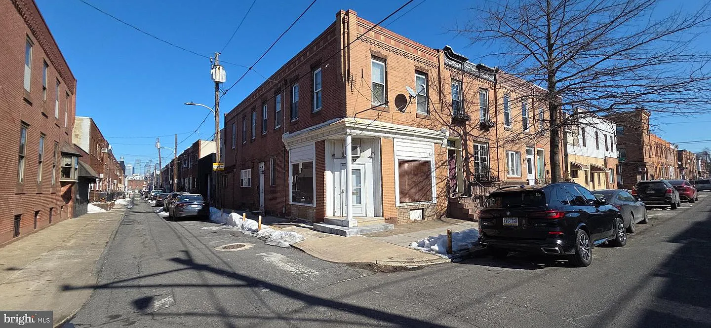 1713 Wolf St photo 1