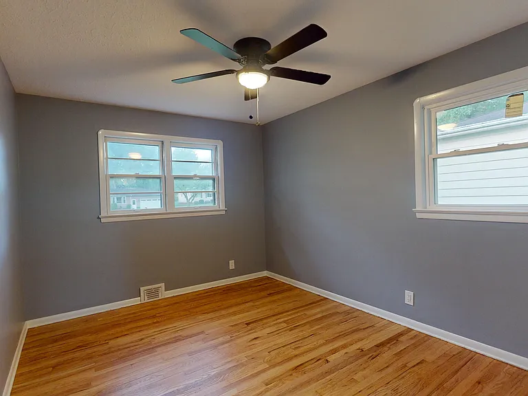 13686 Harper Rd — Photo 13