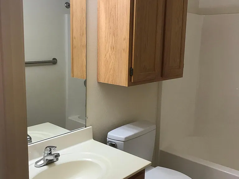 320 Grand Point Dr #A — Photo 8