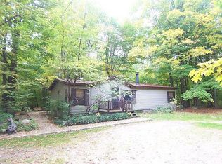 6701 Wolf Rd, Frederic, MI 49733