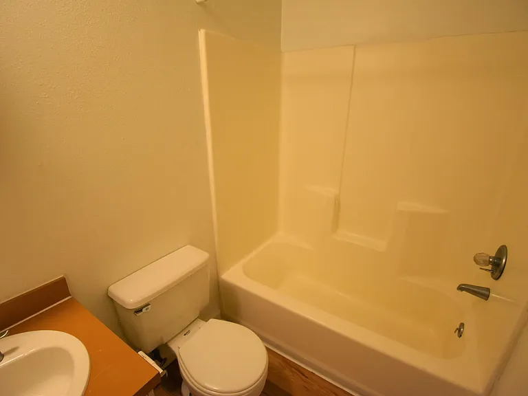 963 Marine St #4-6-7 — Photo 14