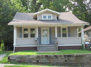 1121 Brown St, Alton, IL 62002