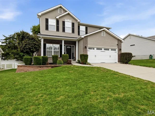 1309 Mason Grove Dr, Saint Charles, MO 63304