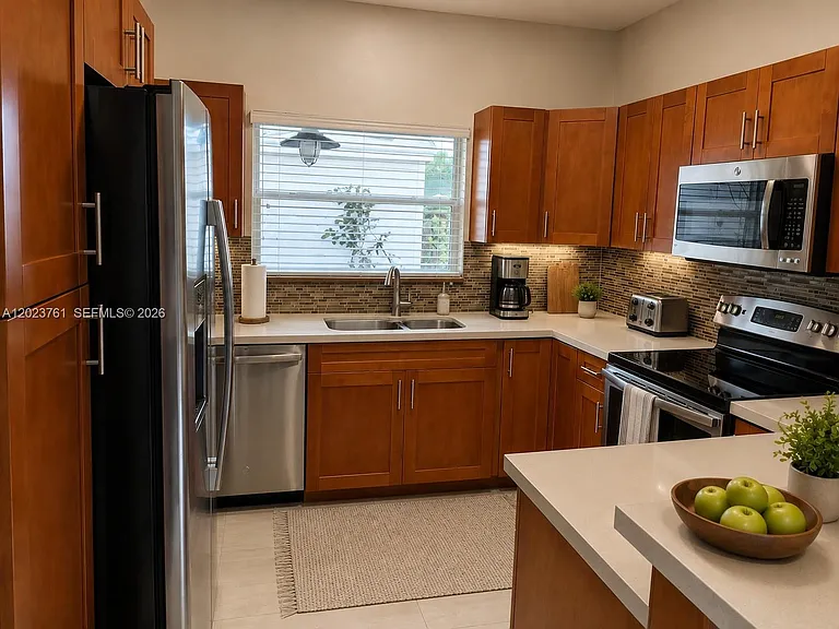 11740 SW 102nd St — Photo 3