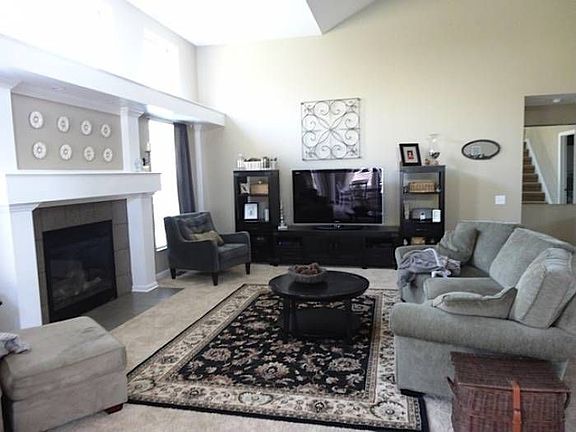 Vaulted Great Room