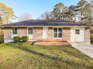 494 Clara Dr, Riverdale, GA 30274