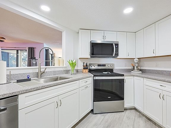 5th image of 276 Trailside Way Unit 276