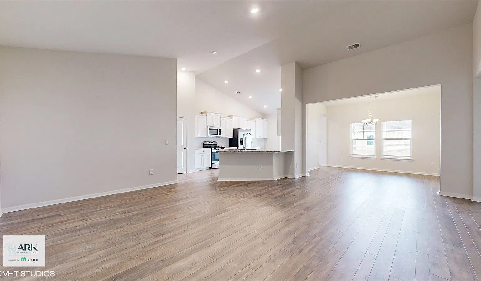 3 bed, 2.0 bath, 1772 sqft, $2,195 — Photo 1