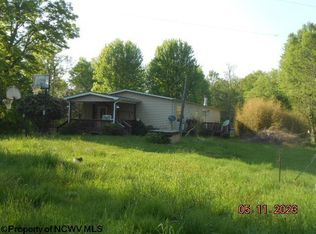 7314 Hall Rd, Buckhannon, WV 26201
