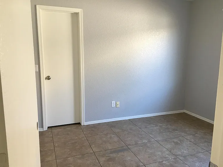 W Ponderosa Ln — Photo 8