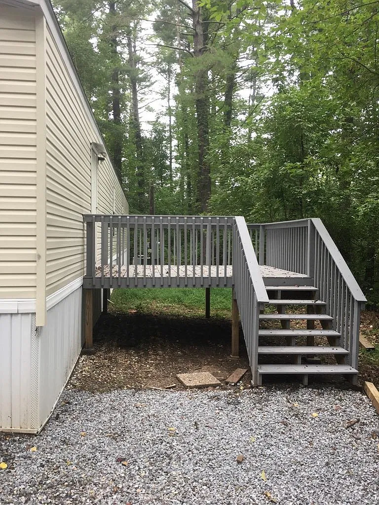 168 Pinner Rd — Photo 2